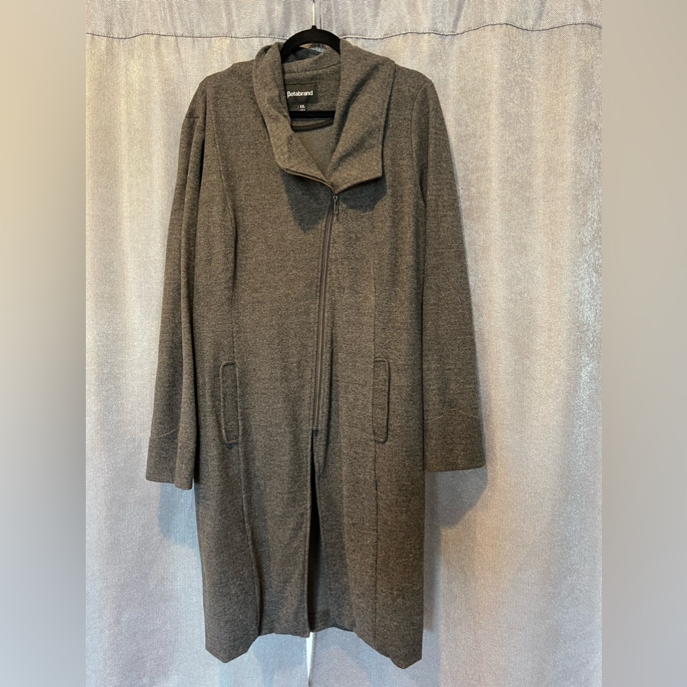 BetaBrand Crossover Charcoal Coat